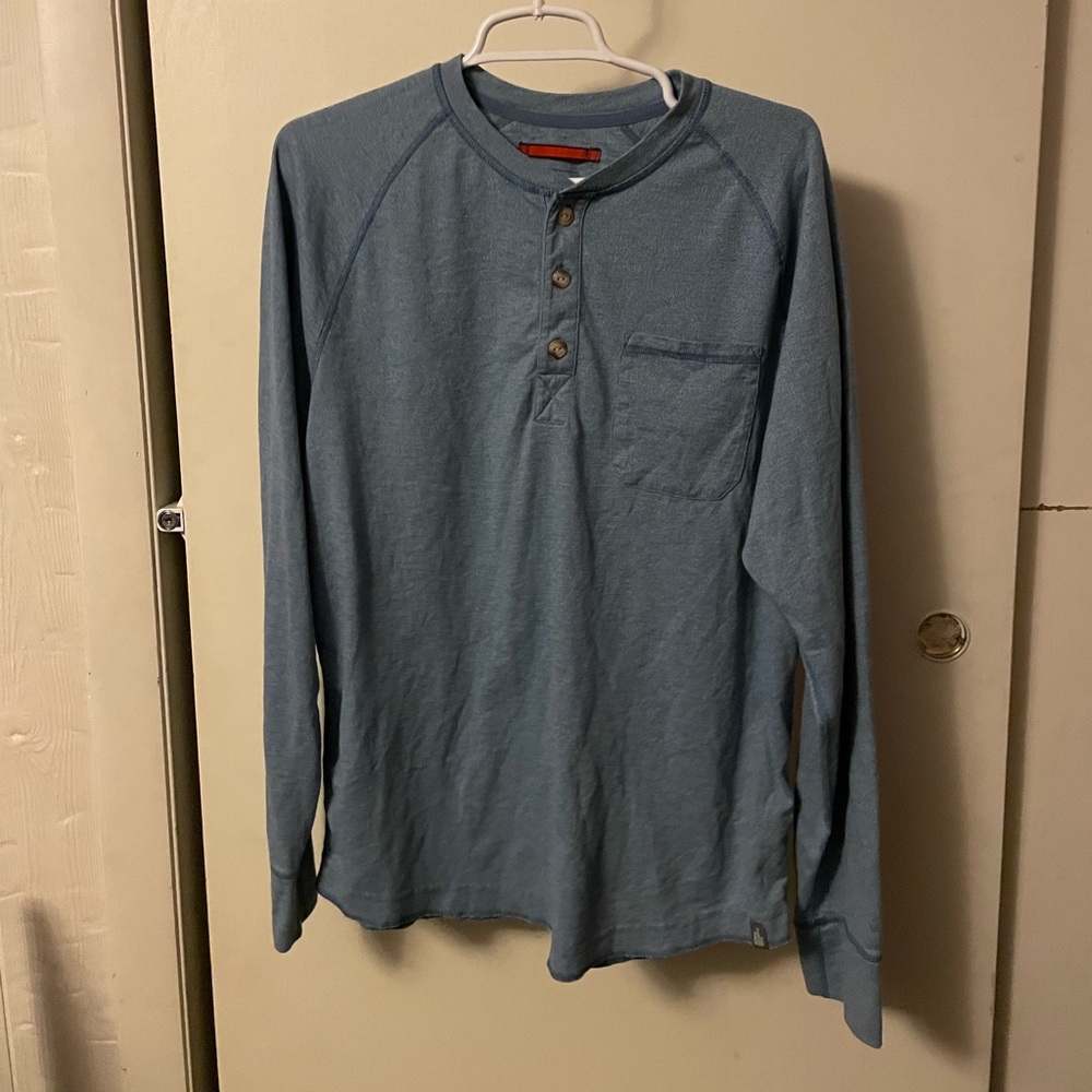 The north face long sleeve